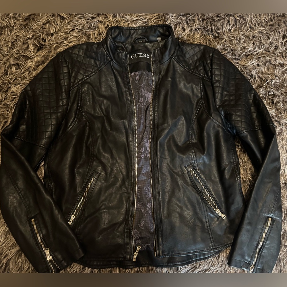 guess faux leather moto style jacket sz XL